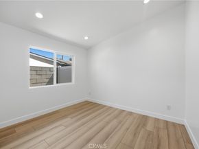22928 Leadwell Street, West Hills CA 91307