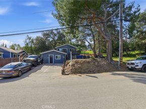 23956 Los Rosas Street, West Hills CA 91304
