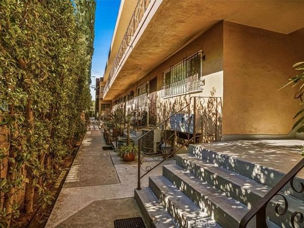 1757 N Normandie Avenue 8, Los Angeles CA 90027