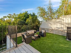 1637 N Alvarado Street, Los Angeles CA 90026