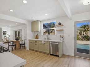 21045 Blythe Street, Canoga Park CA 91304