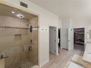 2355 N Beverly Glen Boulevard, Los Angeles CA 90077