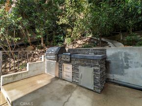 2355 N Beverly Glen Boulevard, Los Angeles CA 90077