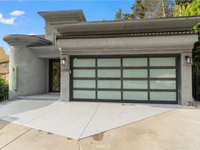 2355 N Beverly Glen Boulevard, Los Angeles CA 90077