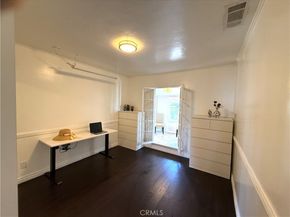 1978 S Holt Avenue, Los Angeles CA 90034