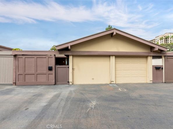 6273 Caminito Juanico, San Diego CA 92111