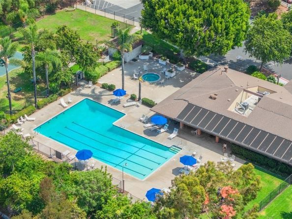 6273 Caminito Juanico, San Diego CA 92111