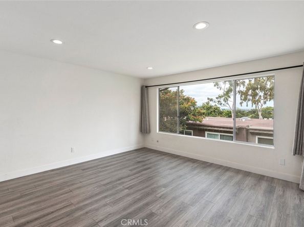 6273 Caminito Juanico, San Diego CA 92111