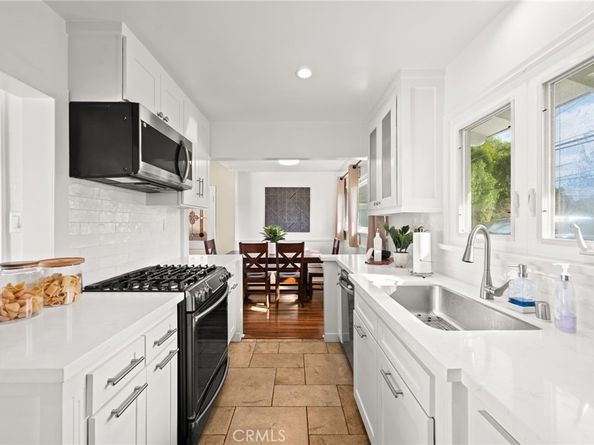 2689 Santa Ana Avenue, Costa Mesa CA 92627