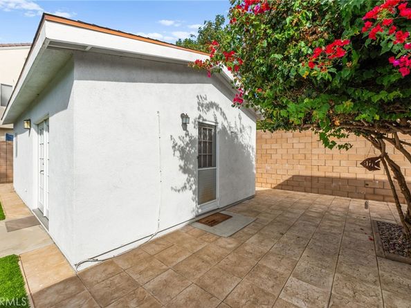2689 Santa Ana Avenue, Costa Mesa CA 92627