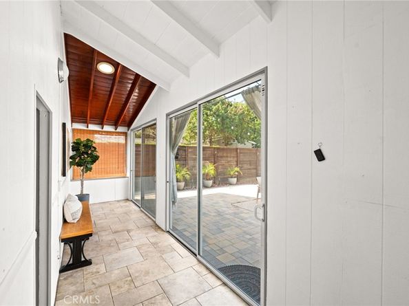 2689 Santa Ana Avenue, Costa Mesa CA 92627