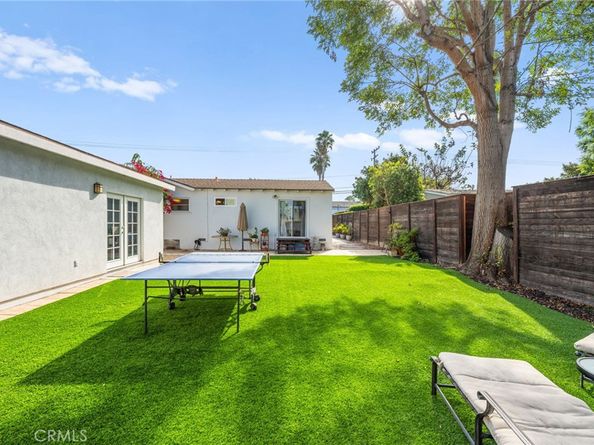 2689 Santa Ana Avenue, Costa Mesa CA 92627