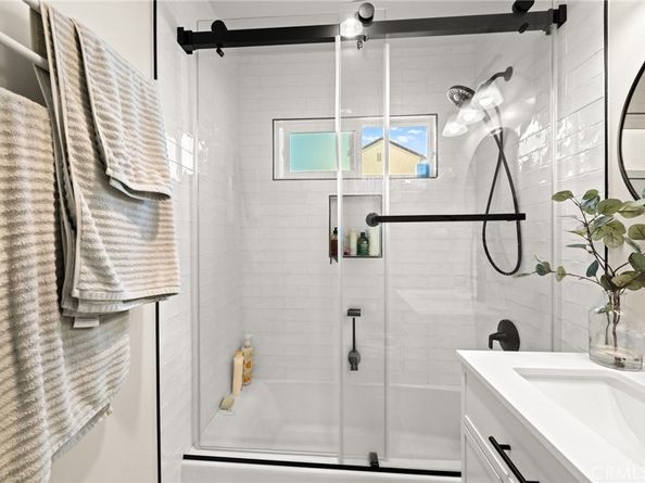 2689 Santa Ana Avenue, Costa Mesa CA 92627