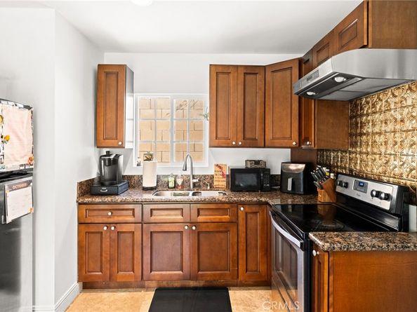 2689 Santa Ana Avenue, Costa Mesa CA 92627