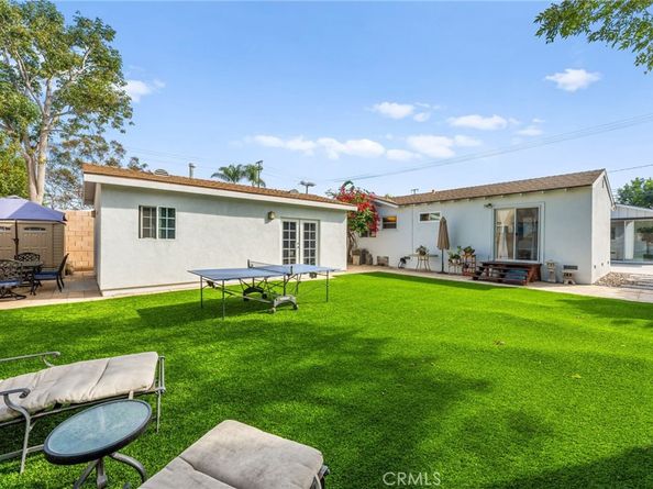 2689 Santa Ana Avenue, Costa Mesa CA 92627