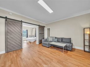 4125 S Figueroa Street 218, Los Angeles CA 90037