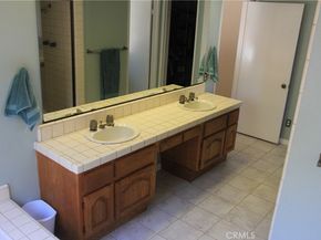520 Woodland Hills Drive, Escondido CA 92029