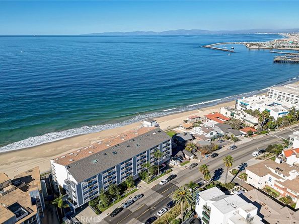 615 Esplanade 206, Redondo Beach CA 90277