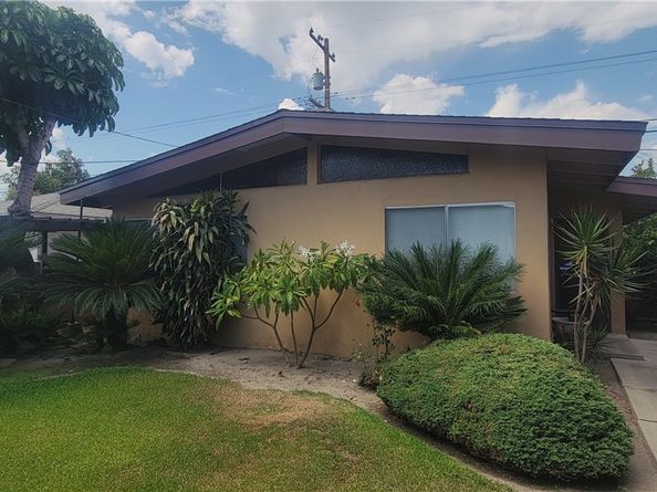 9525 Bowman Avenue, South Gate CA 90280