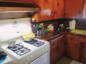 9525 Bowman Avenue, South Gate CA 90280