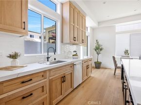 2102 Marshallfield Lane A, Redondo Beach CA 90278
