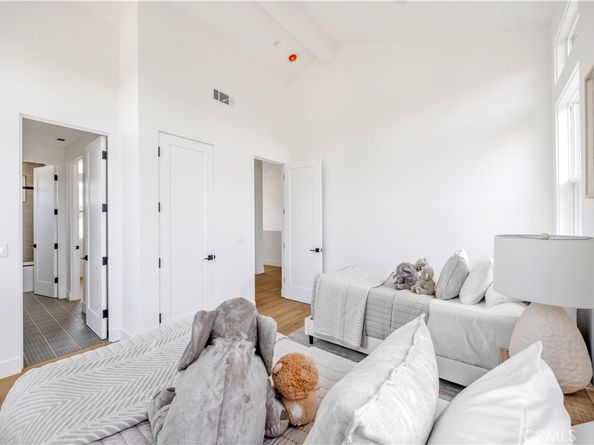 2102 Marshallfield Lane A, Redondo Beach CA 90278
