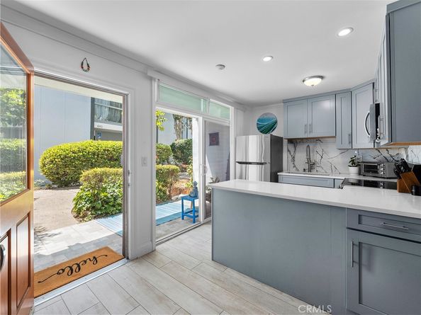 694 The Village, Redondo Beach CA 90277