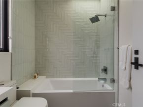 7200 Kentwood Avenue, Los Angeles CA 90045