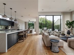 7200 Kentwood Avenue, Los Angeles CA 90045