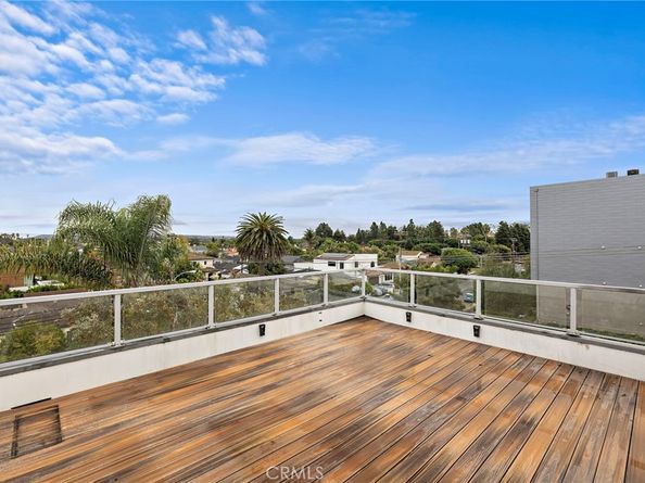 4151 Redwood Avenue #106, Los Angeles CA 90066