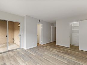 2352 Altisma 4, Carlsbad CA 92009