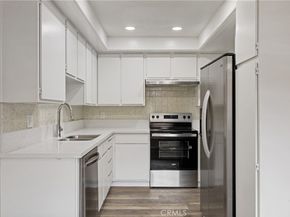 2352 Altisma 4, Carlsbad CA 92009