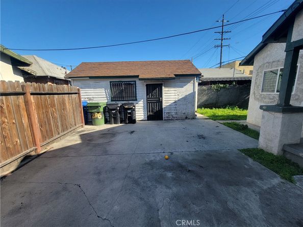 204 E Gage, Los Angeles CA 90003