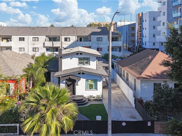 1148 Locust Avenue, Long Beach CA 90813