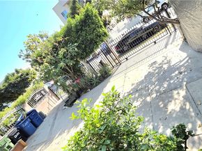 1249 W 39th Street 2, Los Angeles CA 90037