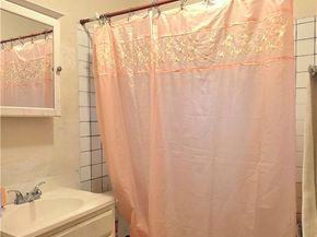 1249 W 39th Street 2, Los Angeles CA 90037