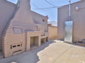 761 W 103rd, Los Angeles CA 90044