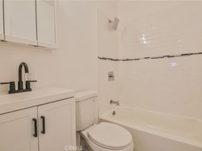 761 W 103rd, Los Angeles CA 90044