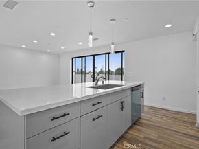 4136 3/4 Normal Avenue 3/4, Los Angeles CA 90029