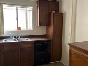 216 W Tujunga Avenue A, Burbank CA 91502