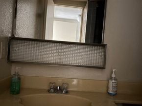 216 W Tujunga Avenue A, Burbank CA 91502