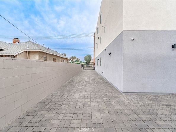 232 E Gage Avenue A, Los Angeles CA 90003