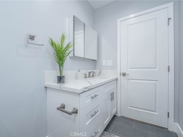 232 E Gage Avenue A, Los Angeles CA 90003