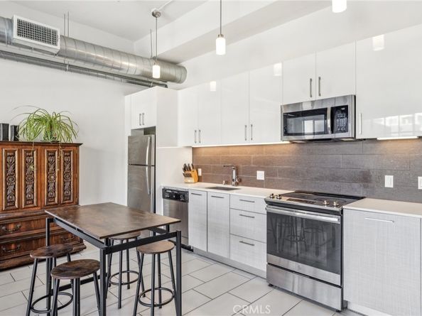 939 S Broadway 413, Los Angeles CA 90015