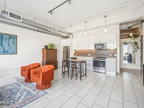 939 S Broadway 413, Los Angeles CA 90015