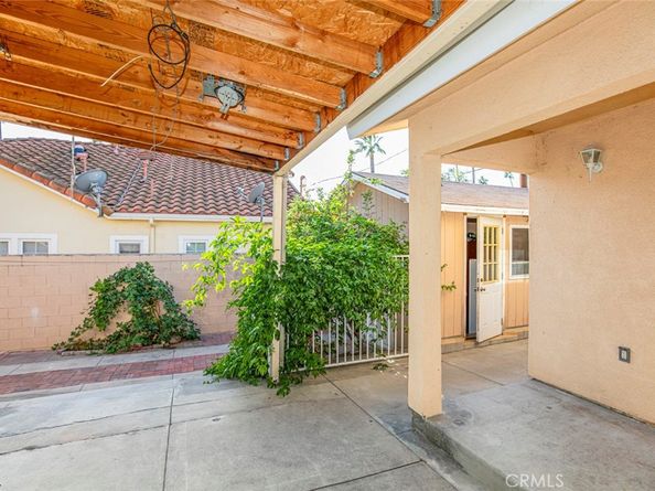 1207 Winchester Avenue, Glendale CA 91201