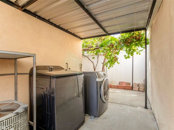 1207 Winchester Avenue, Glendale CA 91201