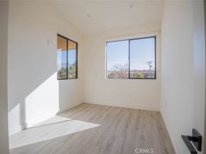 2608 Honolulu Avenue 209, Montrose CA 91020