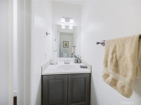 9775 Via Roma, Burbank CA 91504