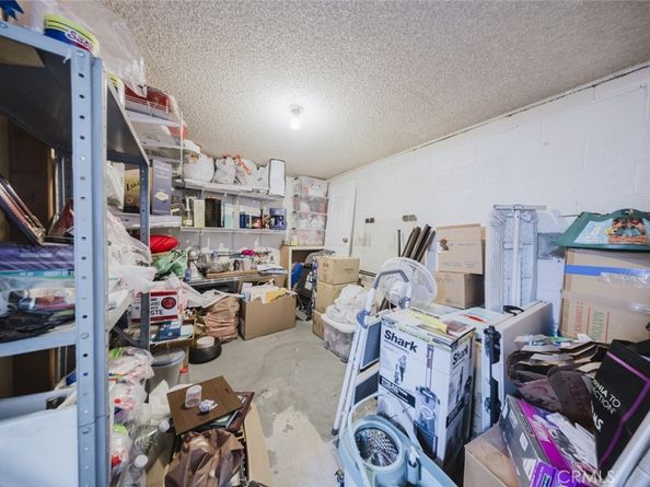 9775 Via Roma, Burbank CA 91504